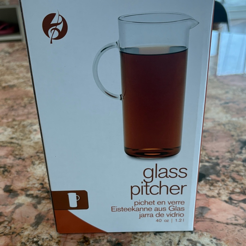 Adagio Glass Pitcher with Handle
